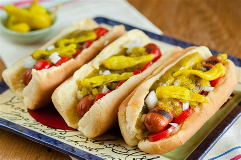 Are Chicago hot dogs boiled or grilled?