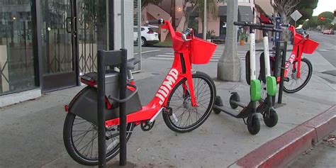 How do you get around Santa Monica without a car?