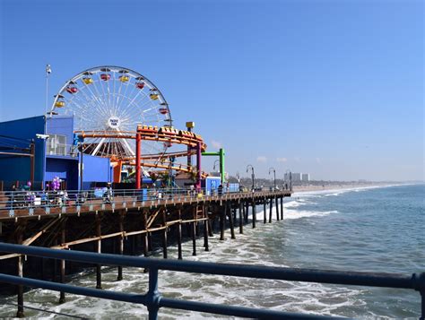 How far is Santa Monica Pier from train station?