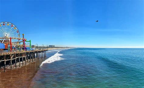 How warm is the water at Santa Monica Pier?