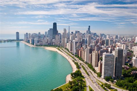 What is the best time to visit Chicago?