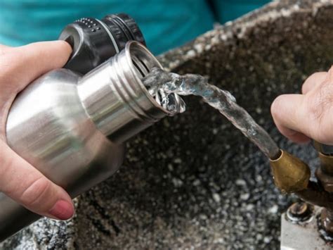 Can You Fill Up Water Bottles At Universal Studios Orlando?