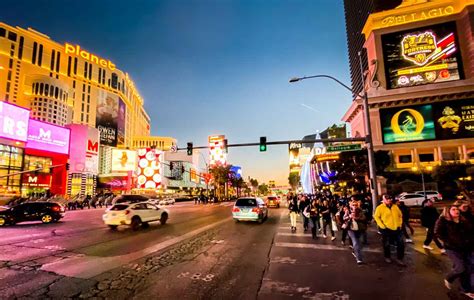 How Long Does It Take To Walk The Whole Strip In Vegas?