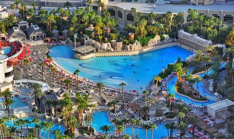 How Much Is It To Use The Pool At Mandalay Bay?