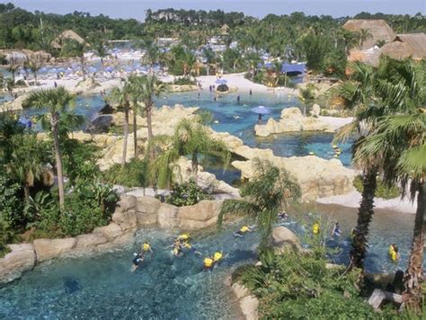 What Does General Admission At Discovery Cove Include?