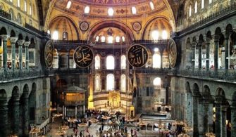 Can you go to the second floor in the Hagia Sophia?