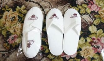 Can you take the slippers from a hotel?