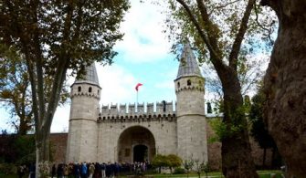 How long is the queue for Topkapi Palace?