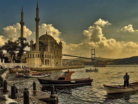 Is Istanbul more beautiful than Paris?