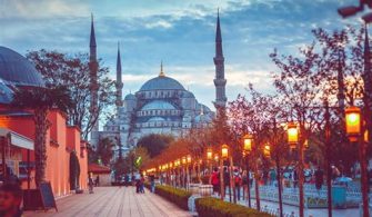 Is it safe for Americans to visit Istanbul?