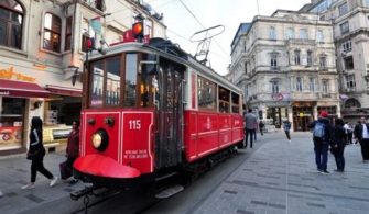 Is public transportation good in Istanbul?