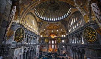 Was Hagia Sophia originally built as a mosque?