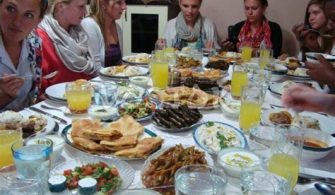 What do Turkish people say before eating?