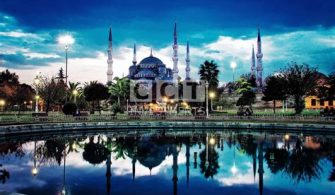 What is Istanbul popular for?