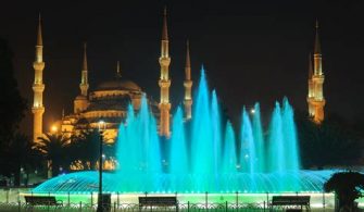 What is the famous Istanbul Square?