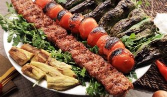 What is the most popular food in Istanbul?