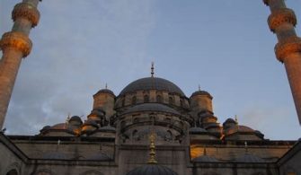 What is the oldest church in the world Istanbul?