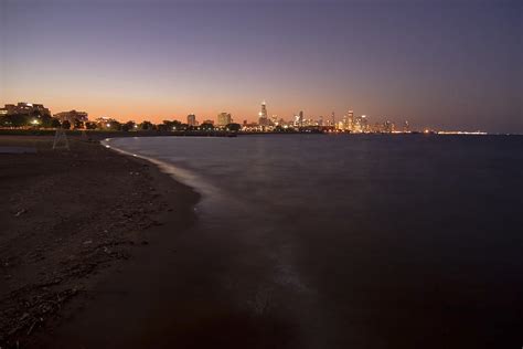 Can I go to the beach at night in Chicago?