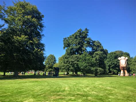 Can you picnic at Sculpture Park?