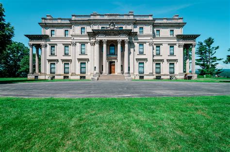 Can You Picnic At The Vanderbilt Mansion? – Road Topic