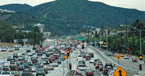 Can you stay in LA without a car?