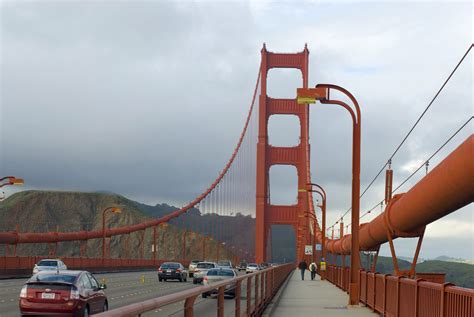 Can You Walk Along The Golden Gate Bridge?