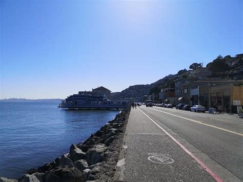 Can You Walk Around Sausalito?