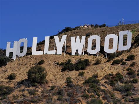 Do you need tickets to go to the Hollywood Sign?