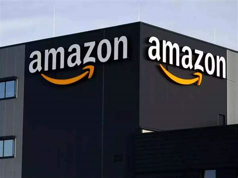 Does Amazon Own Powell’s?