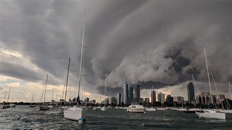 Does Chicago get tornadoes?