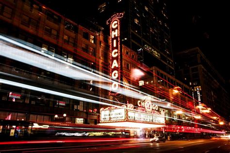 Does Chicago have a good nightlife?