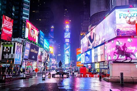 Does it cost money to go to Times Square? – Road Topic