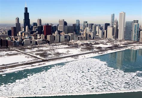 Has it ever snowed in July in Chicago?