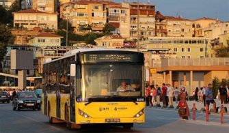 How do you pay for buses in Istanbul?