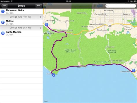 How far apart is Santa Monica and Venice Beach?