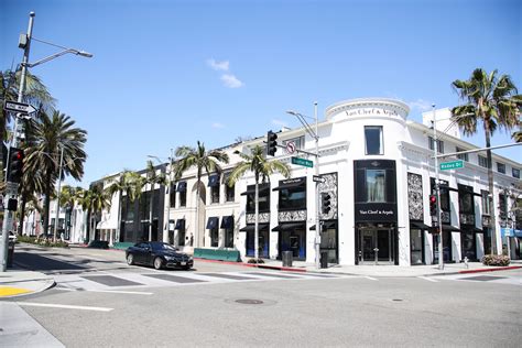 How far is the Beverly Center from Rodeo Drive?