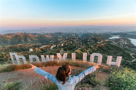 How hard is the walk to the Hollywood Sign?