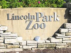 How long does it take to walk through Lincoln Park Zoo?