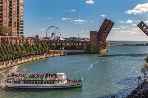 How long is the Chicago Riverboat tour?