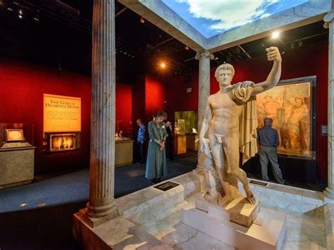 How long is the Pompeii exhibit at the Museum of Science and Industry?