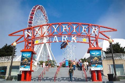 How much does it cost to park at Navy Pier?