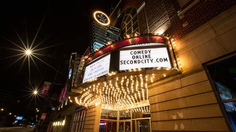 How much does Second City Chicago pay?