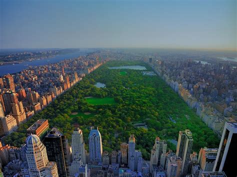 How much time is needed to see Central Park?