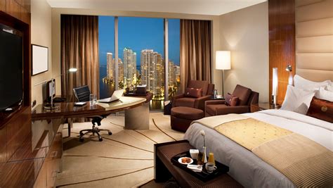 How To Book Cheap Luxury Hotel?