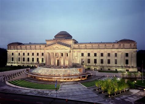 How to get into NYC museums for free?