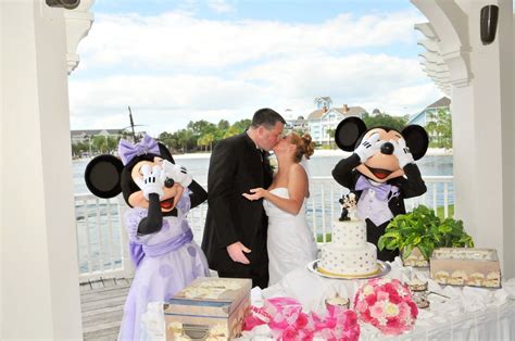 How to have a Disney wedding on a budget?