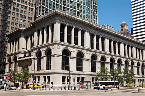 Is Chicago Cultural Center free?