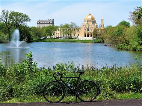 Is Garfield Park a nice area in Chicago?