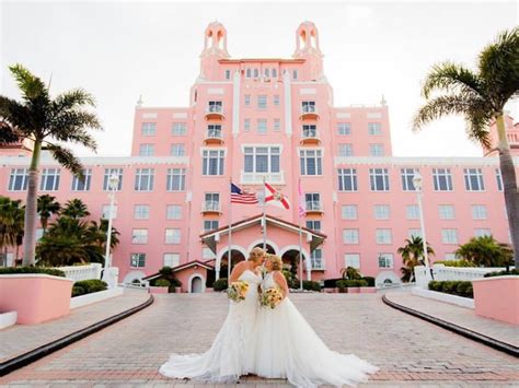 Is it expensive to have a wedding in Florida?