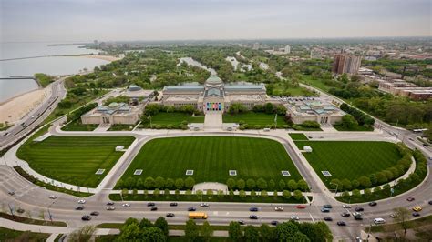 Is the area around the Museum of Science and Industry Safe?